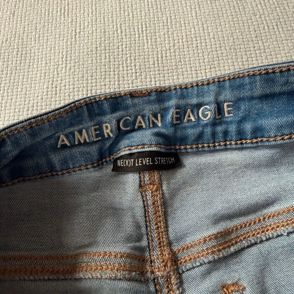 American Eagle Next Level Stretch Ripped Skinny Jeans 8 SHORT